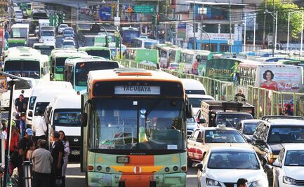 Autos con engomado rojo no circulan este miércoles, 7 de abril
