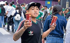 ¡Chupe trolea a la ley! Ambulantes venden bebidas alcohólicas, pese a ley seca