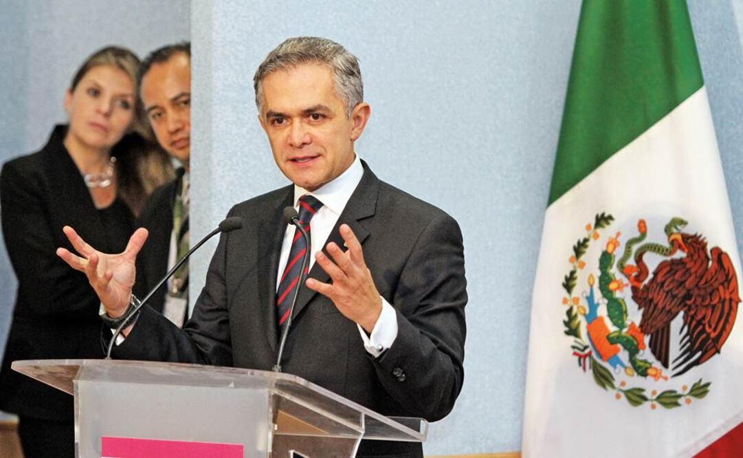 El jefe de gobierno informó que como parte de la entrega-recepción se conformará la Comisión de Transición./Archivo - EL UNIVERSAL