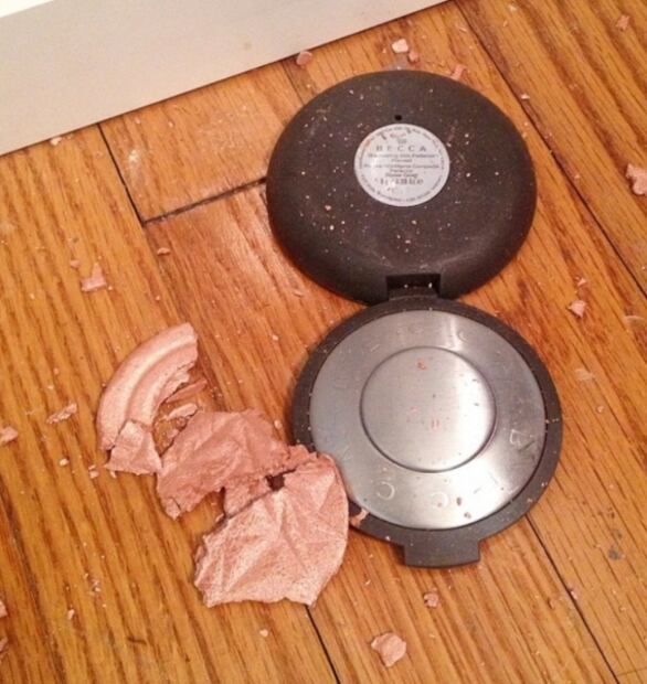 Trucos infalibles para reparar tu maquillaje roto