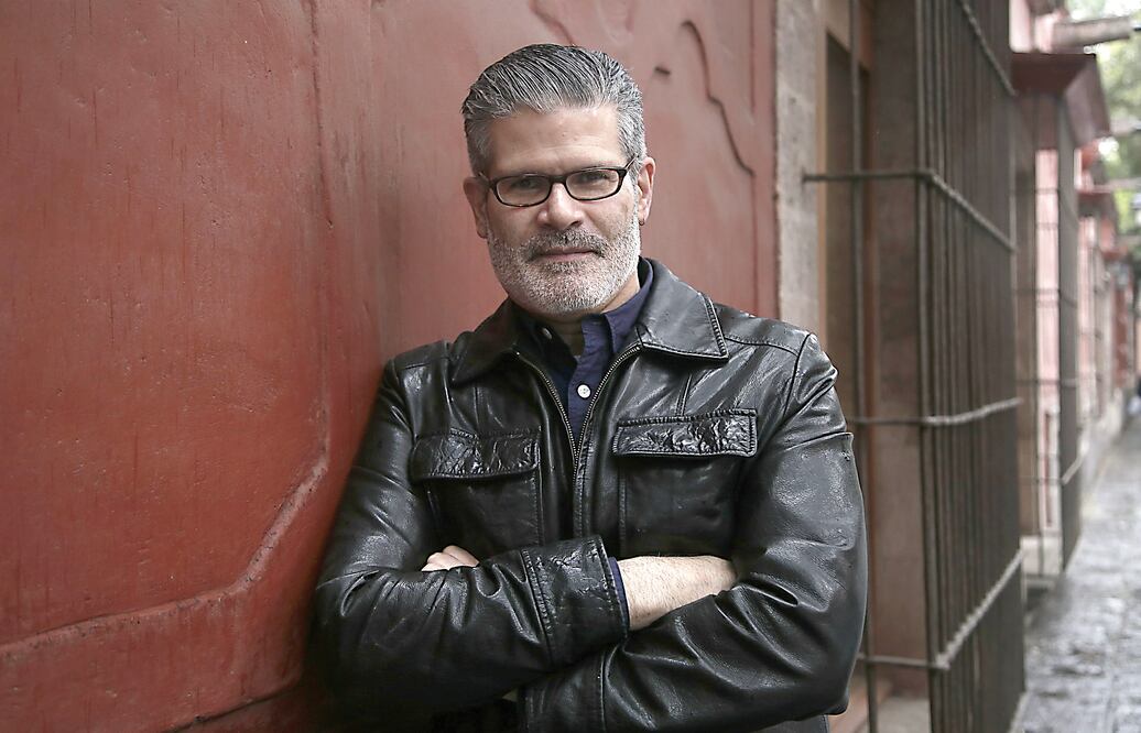 El libro de Tejada, Todo en el ahora, coeditado por Libros Magenta y la Dirección General de Publicaciones (DGP), tuvo una presentación con la participación de Magali Lara, José María Espinasa, Luis Felipe Fabre y Gabriel Bernal Granados (ALEJANDRA LEYVA)