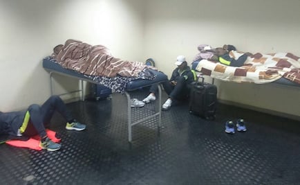 Equipo de Bolivia duerme en vestidor por falta de dinero