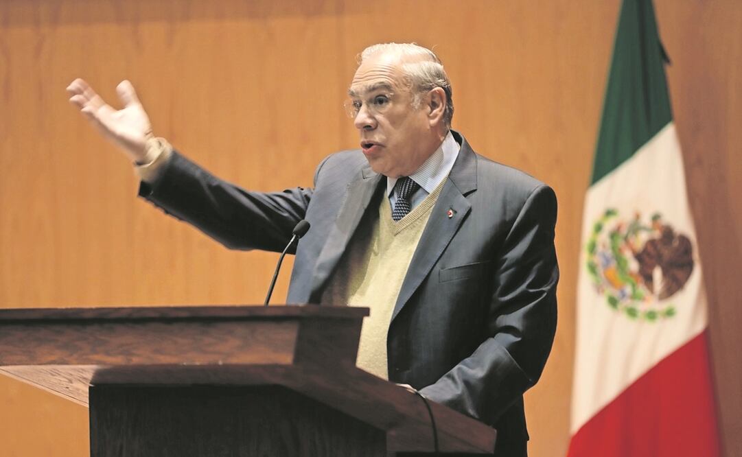 México tiene un gobierno chiquito, advierte Gurría