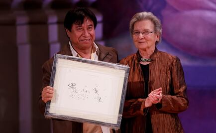 Traductor mexicano del maya recibe premio Italia Morayta