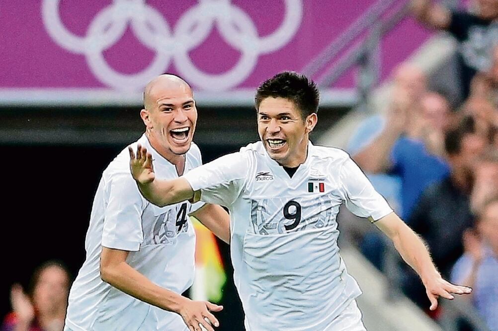 Oribe Peralta fue pieza clave en la obtención del oro en 2012 (VICTOR R. CAIVANO. AP)