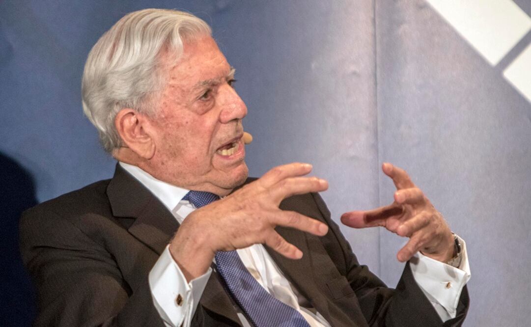 Mario Vargas LLosa durante "Mario Vargas Llosa & Paul Holdengräber A life of letter" - Foto: EFE/Miguel Rajmil