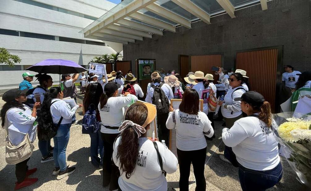 Coordinador de colectivo dijo que es la primera vez que la FGE abre sus puertas para escuchar las exigencias de familiares de desaparecidos.
Foto: Especial.