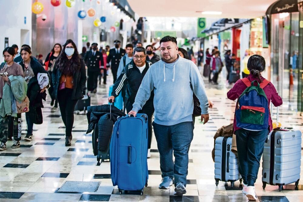 Ven piso “poco parejo” en cobro aeroportuario