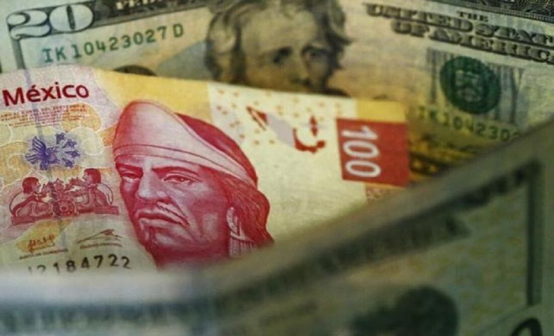The peso has fallen by about 20 percent against the dollar since last July and is the 10th worst-performing among the world's 36 most-traded currencies this year. (Photo: Reuters)