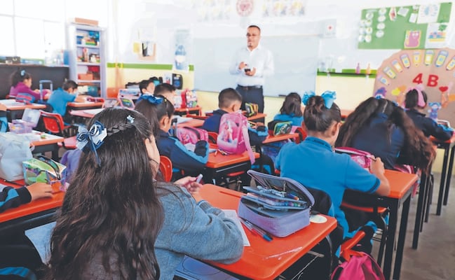 Tres estados se rebelan a la SEP; aseguran que “educación debe ser prioridad”