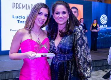 María Teresa Ealy recibe Premio Alianza de Líderes Mundiales; destacan su impulso a los derechos de las mujeres
