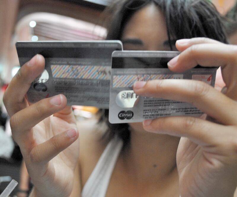 El ahorro en las Afore o los fondos de inversión son opciones para obtener mejores rendimientos, en lugar de tener el capital en la cuenta bancaria. Foto: ARCHIVO EL UNIVERSAL