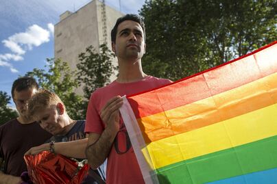 Musulmanes y LGBT se unen en Orlando tras masacre
