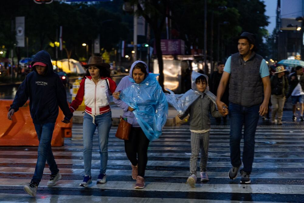 Se esperan lluvias en las partes del norte, centro y poniente de la Ciudad de México para las próximas horas de este sábado 22 de marzo. Foto: Hugo Salvador / EL UNIVERSAL