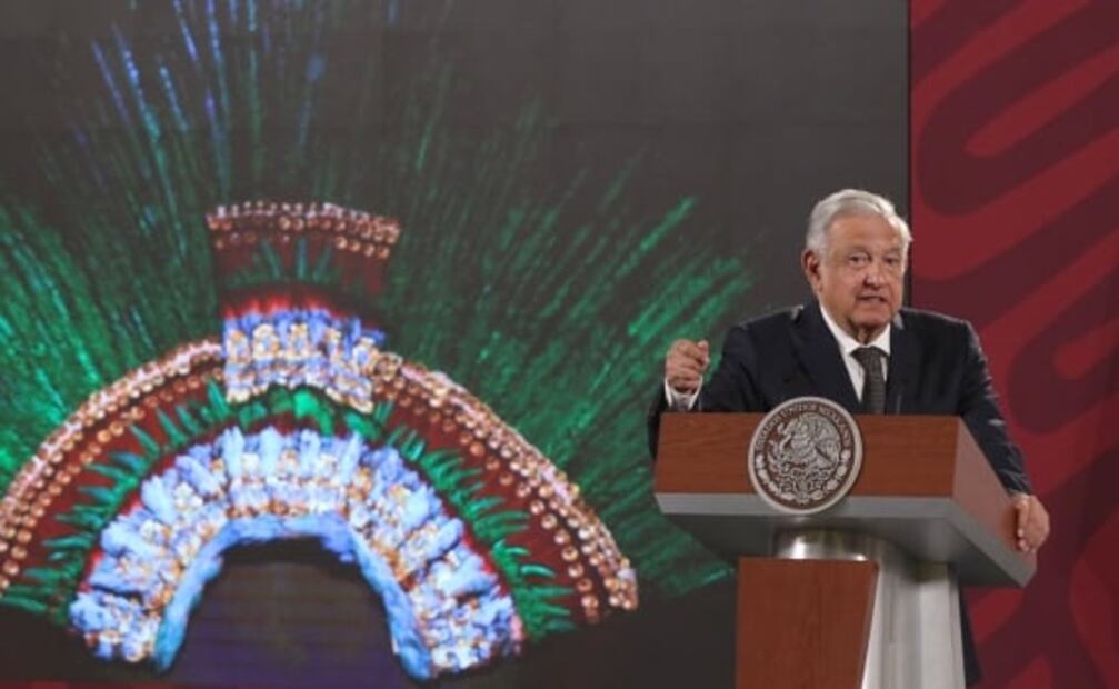 Dan a conocer carta que AMLO envió en 2020 a Austria para recuperar el Penacho de Moctezuma