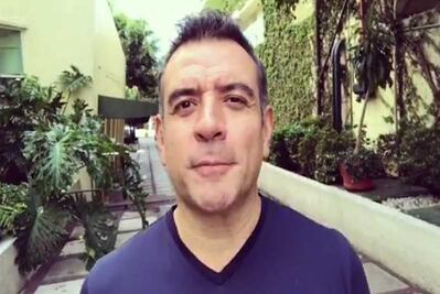 Héctor Sandarti se despide de Televisa