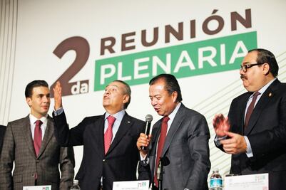 Ofrece PRI respaldo a ley de Mando Único de EPN  