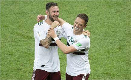 Chicharito Hernández dedica emotivo mensaje a Miguel Layún tras anunciar su retiro