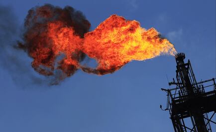 Two of Mexico’s oil refineries are dying