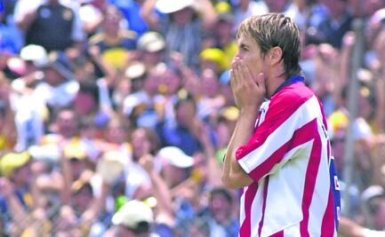 Pumas vs Chivas y el penalti fallado que le cambió la vida a Rafa Medina