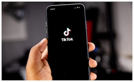Periodistas pierden influencia entre jóvenes tras llegada de TikTok, Snapchat y Instagram, según estudio