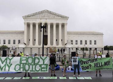 Corte Suprema de EU revoca el derecho constitucional al aborto