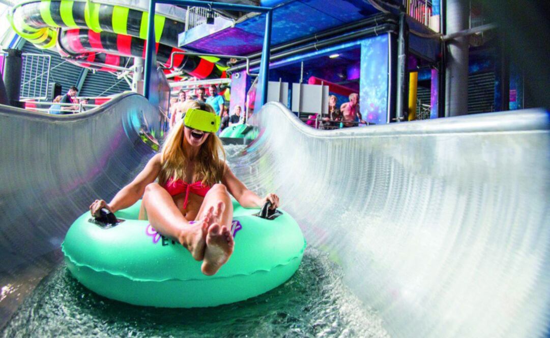 Los asistentes pueden simular que están flotando en el cielo mientras siguen un paquete de mariposas