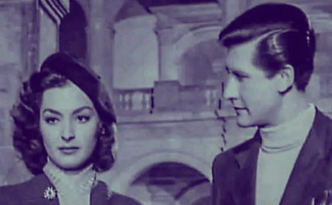 Elsa Aguirre e Ignacio López Tarso en 1957 en "Vainilla, bronce y morir".