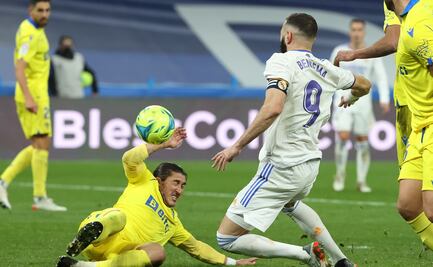 El Real Madrid no puede con el Cádiz y deja ir puntos en La Liga 
