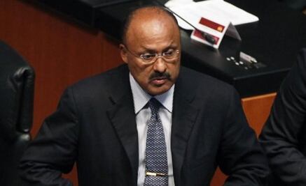 Juárez Cisneros arriba a las instalaciones del PRI