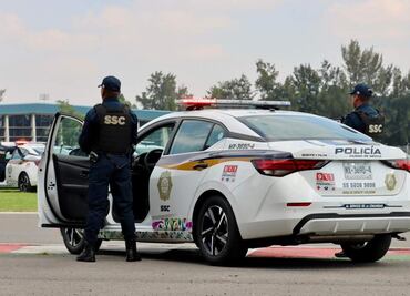 Policías de SSC CDMX son captados teniendo relaciones sexuales a bordo de una patrulla; ya son investigados