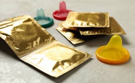 Guerra en Medio Oriente impacta industria de condones por precios del petróleo; suben costos de preservativos Durex