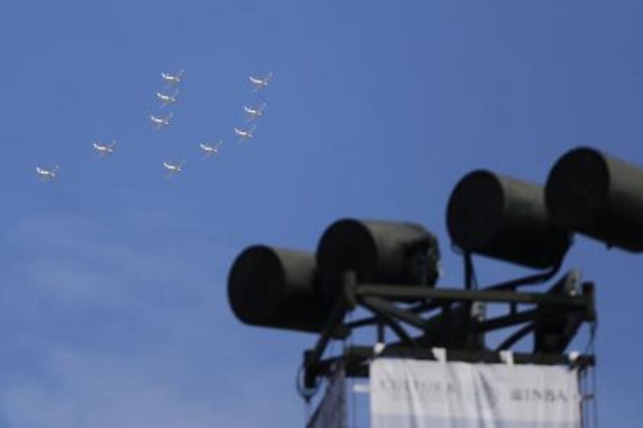 Alistan Desfile Militar en el Zócalo