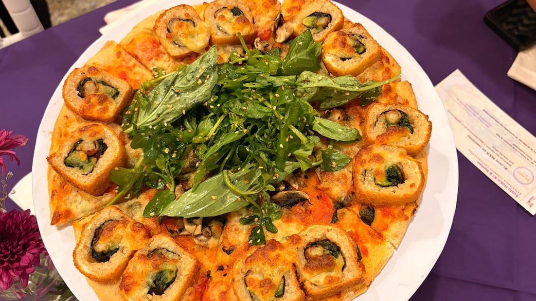 Por el momento, solo 4 sabores de pizzushis están disponibles en el restaurante. Foto: Julliete Vázquez EL UNIVERSAL