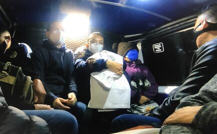 Anaya se sube a una combi y al Metro para acompañar a enfermera