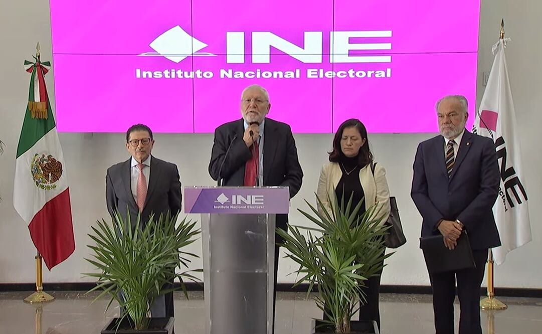 Jorge Alcocer, Morelos Canseco, Elba Arjona y Jesús Orozco, integrantes del Observatorio Ciudadano. Foto: Especial