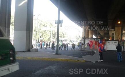 Bloquean avenidas de Xochimilco por desalojo de predio