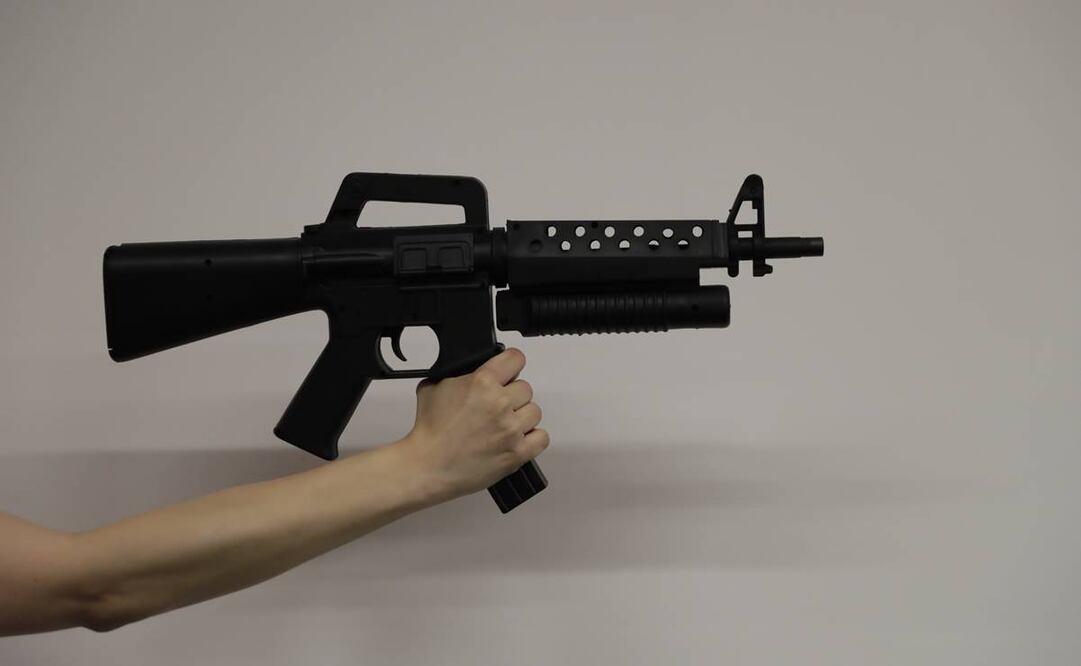 Benjamín “N”, al percatarse de la presencia de elementos de seguridad empezó a dispararles a los policías, quienes respondieron la agresión y lograron herirlo en una pierna. El sujeto fue trasladado bajo custodia al hospital para ser atendido. Foto: EL UNIVERSAL