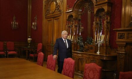 “Me la paso apagando focos en Palacio Nacional”: AMLO revela hábitos para ahorrar electricidad y agua