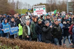 En Irlanda miles de agricultores protestan contra el acuerdo UE-Mercosur; temen que el pacto los perjudique