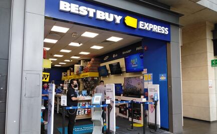 “Hoy nos enteramos que cierra Best Buy, no lo veíamos venir”, cuenta empleado