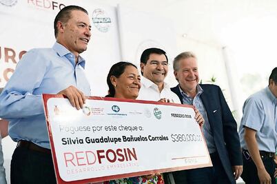 Dan a emprendedores de Sinaloa créditos por 6.5 mdp