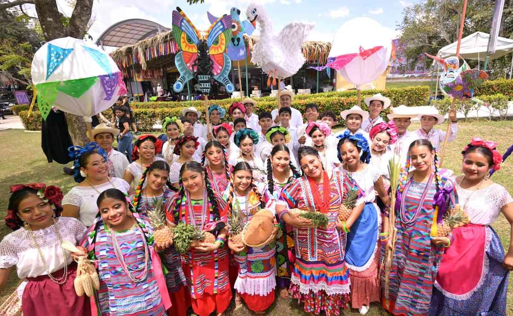 Arranca Cumbre Tajin "Tapaxawan, Alegría que une culturas"; Rocío Nahle destaca valor vivo de las culturas originarias.
Foto: Especial.