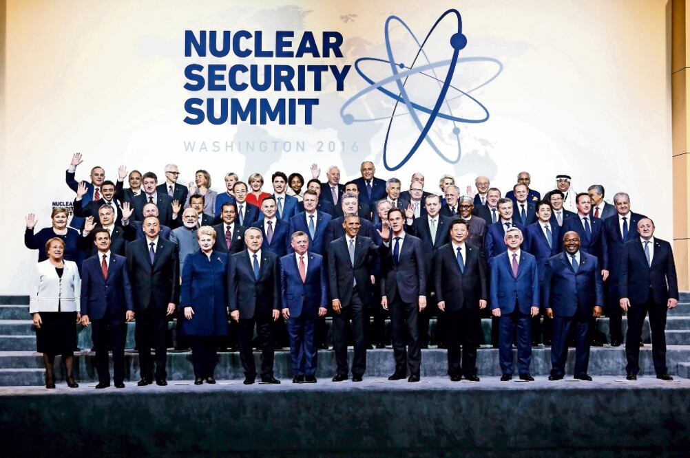 Líderes de todo el mundo participaron en la IV Cumbre de Seguridad Nuclear, realizada en el Centro de Convenciones Walter E. Washington, en Estados Unidos (OLIVER CONTRERAS. EFE)