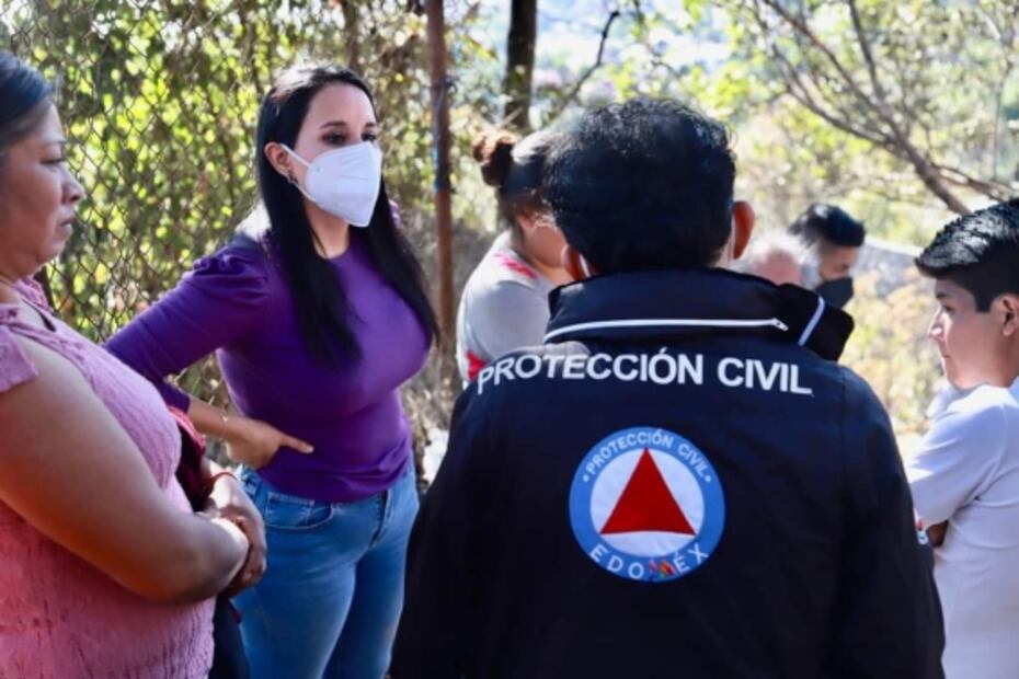 Suspenden clases en todos los niveles en Valle de Bravo por incendio en cerro Monte Alto 