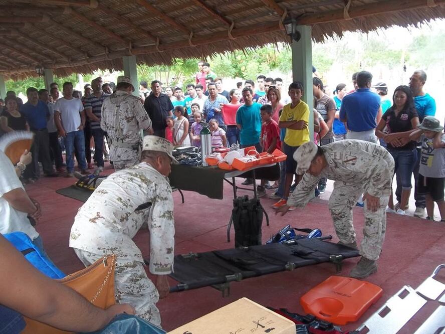 Los visitantes pudieron observar acciones de primeros auxilios. (Foto: Gladys Navarro)