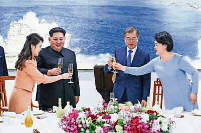 Coreas se comprometen a la desnuclearización