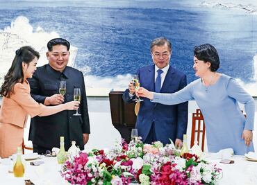 Coreas se comprometen a la desnuclearización