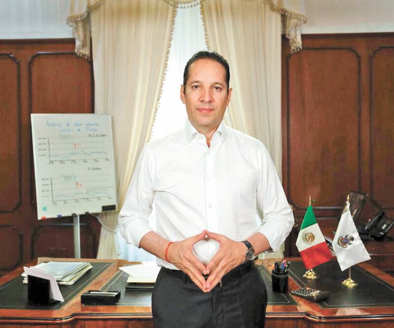 El gobernador Francisco Domínguez Servién destacó que en las últimas semanas, la medida de quedarse en casa fue adoptada con responsabilidad por los queretanos, lo que permitió retrasar el contagio. Foto: Especial