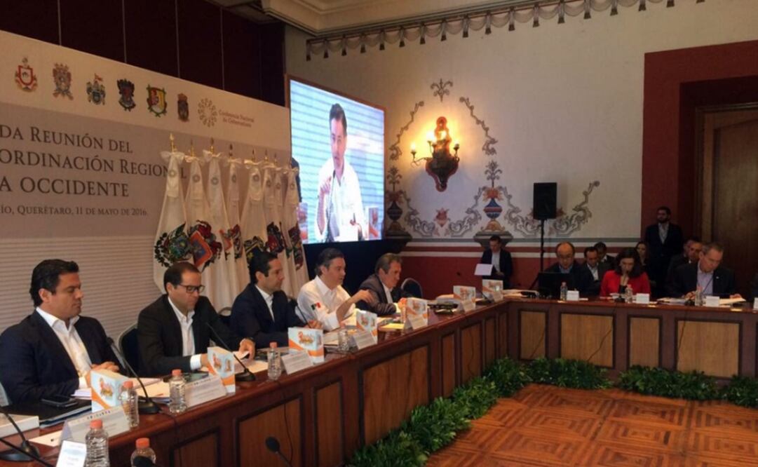 El funcionario federal encabezó la reunión del Grupo de Coordinación Regional Zona Occidente de la Conago. /Tomada de @aurelionuno